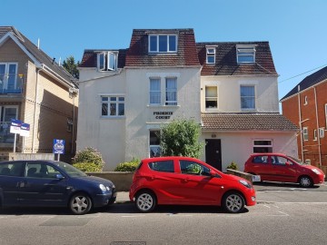 image of Flat 8, Phoenix Court, 37 Westby Road