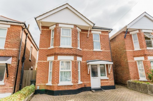 Arrange a viewing for Edgehill Road, CLOSE TO UNIVERSITY