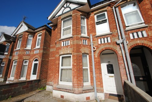 Arrange a viewing for Student house on Cardigan Road