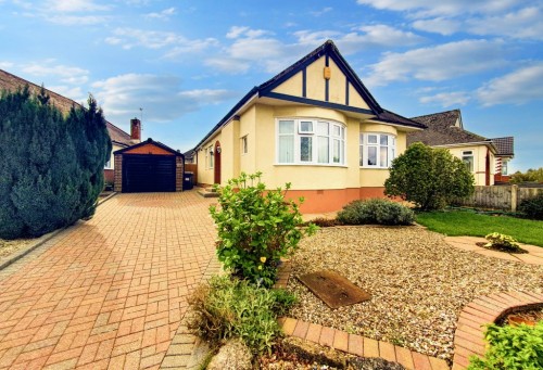 Arrange a viewing for 3 Bed Bungalow on Brierley Road, Northbourne