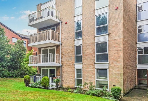 Arrange a viewing for 2 BEDROOM First Floor Flat in  Meyrick Court