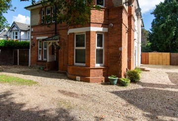 image of Flat 1, 28 Charminster Road, Dorset