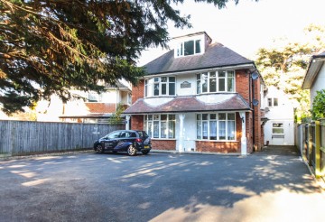 image of Flat 1, Queens Park Lodge